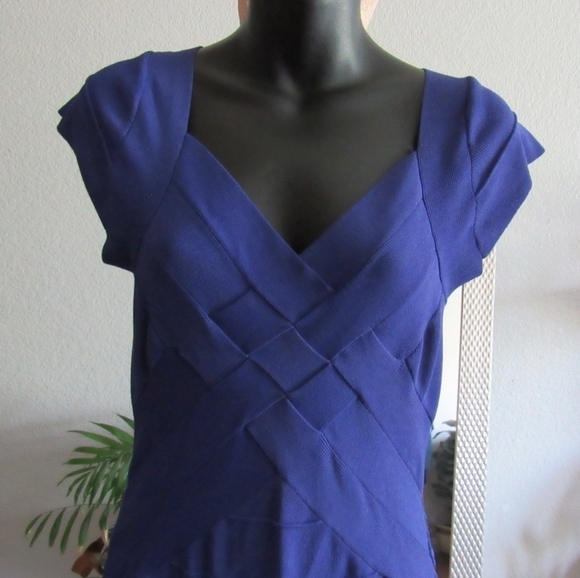 Adrienne Vittadini Bandage Dress - Picture 3 of 8